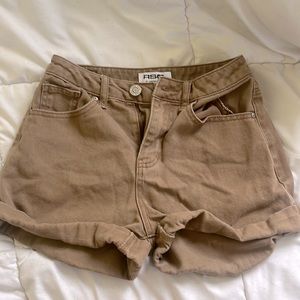 tillys brown shorts
